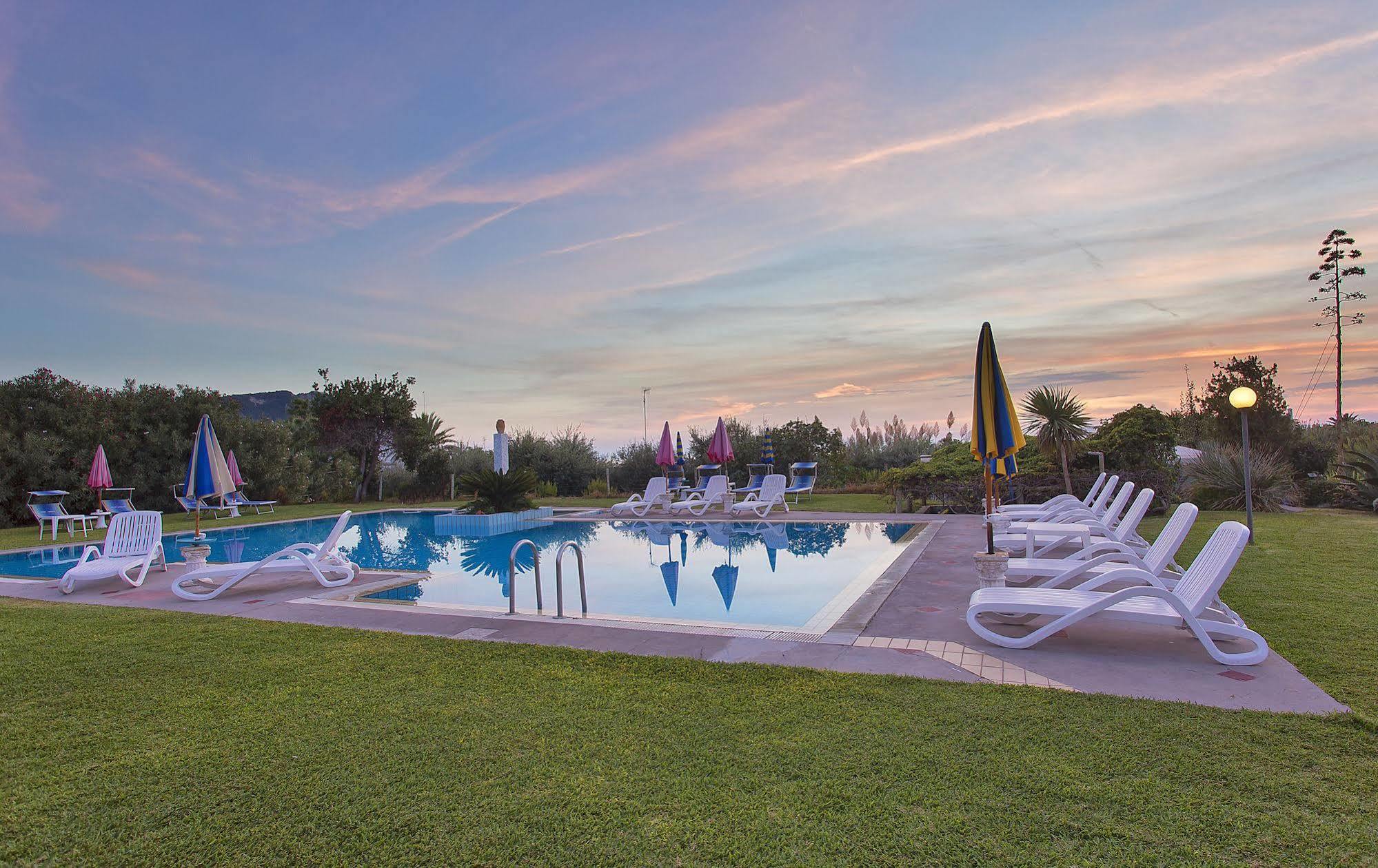 Hotel Belsole Forio  Bagian luar foto