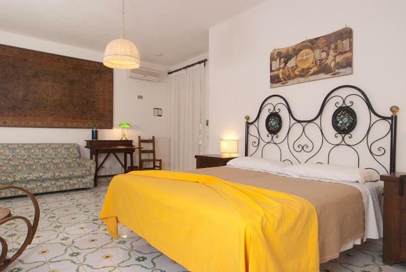 Hotel Belsole Forio  Bagian luar foto